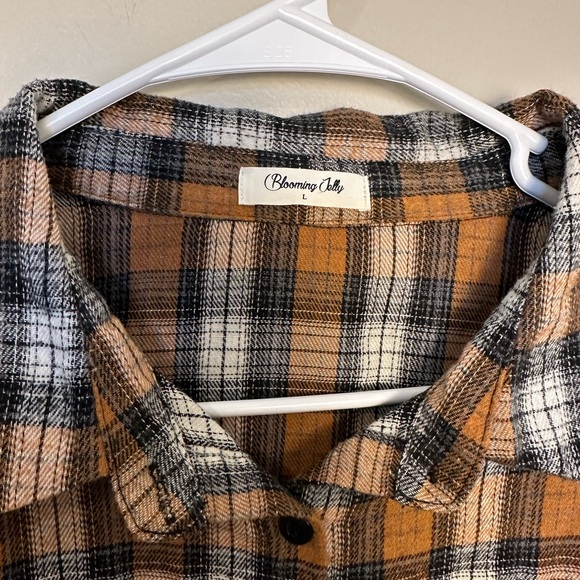 Blooming Jelly Brown Black and White Plaid Flannel Shirt - Picture 4 of 5